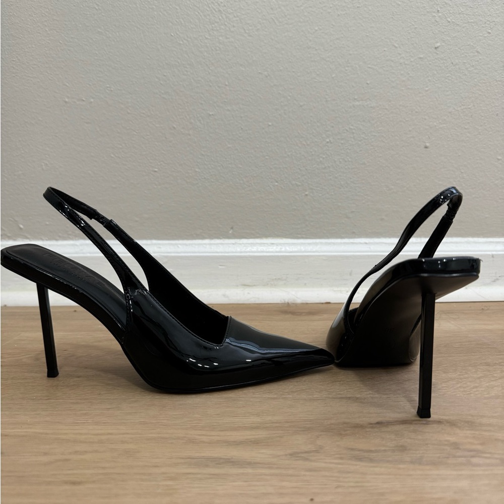 Black High Heeled Slingback Pumps with Pointed Toe and Stiletto Heel